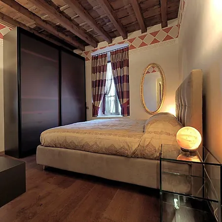 Casa Di Charme Monica ベルガモ